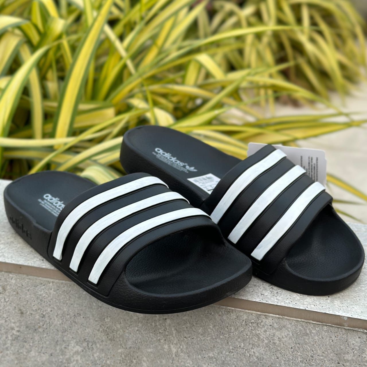 Adidas Adilette – Image 2