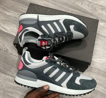 Adidas ZX 700